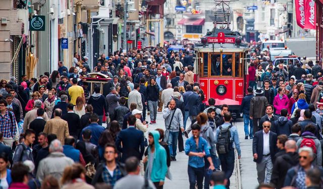 İstanbul'un alışveriş caddelerinin kirası Amsterdam, Prag ve Helsinki'yi solladı