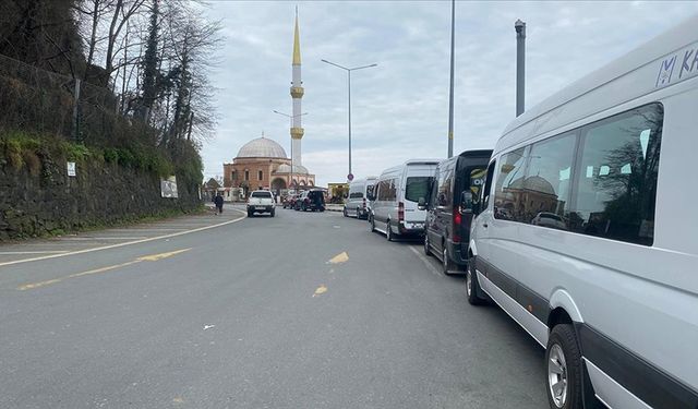 Sarp Sınır Kapısı'ndan bayram tatilinde 143 bin 846 yolcu geçti