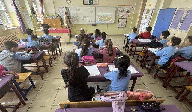 Hatay'da eğitim seferberliğiyle 146 yeni okul açıldı