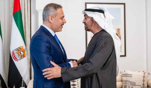 Bakan Fidan, BAE Devlet Başkanı Bin Zayid ile görüştü