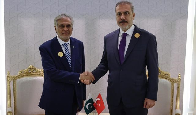 Bakan Fidan, Pakistan Dışişleri Bakanı ile görüştü