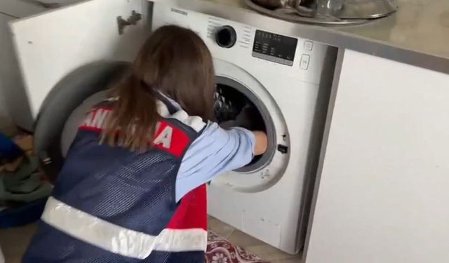 Çamaşır makinesi ile toprak altında silahlar bulundu: 16 gözaltı