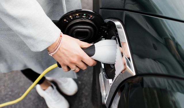 Elektrikli araç satışları nisanda yüzde 29 arttı
