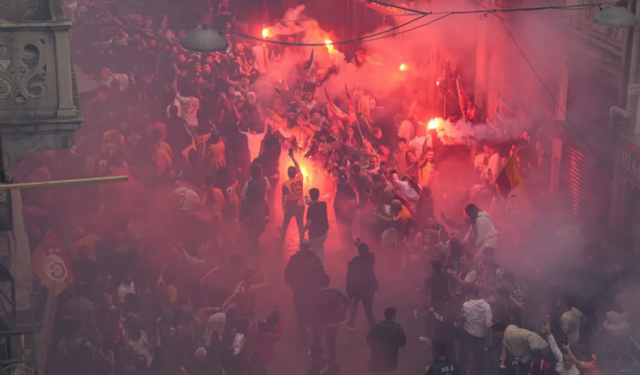 Galatasaray 25. şampiyonluğunu kutladı! Champions Fest...
