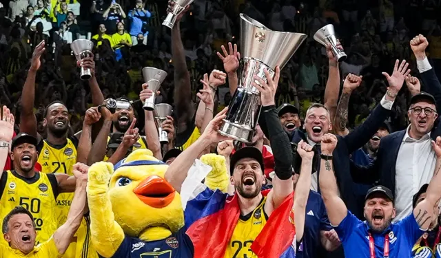 Basketbol dünyası EuroLeague şampiyonu Fenerbahçe'yi kutladı