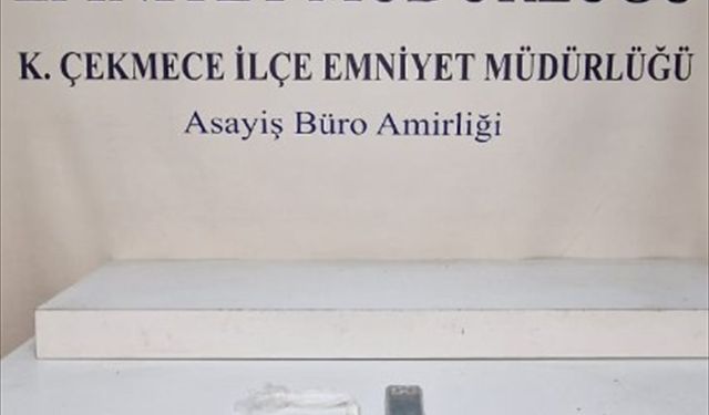 İstanbul'da uyuşturucu operasyonunda 5 zanlı yakalandı