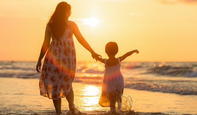 Rüyada vefat eden anneyi görmek ne demek? Rüyada ölen anneyi görmenin dini yorumu...