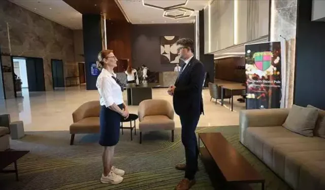 67 yaşında 5 yıldızlı otelde üniversiteli stajyer oldu