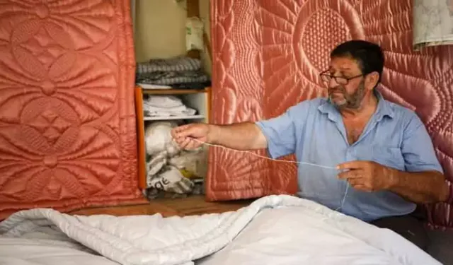 72 yaşındaki yorgan ustası yetiştirecek çırak bulamıyor
