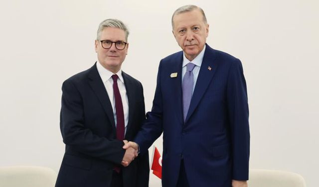 Cumhurbaşkanı Erdoğan, İngiltere Başbakanı Starmer ile görüştü