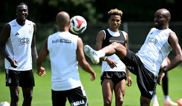 Beşiktaş'ta 7 oyuncuya yol göründü