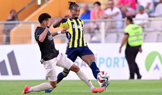 Archie Brown, ilk maçta yüzleri güldürdü