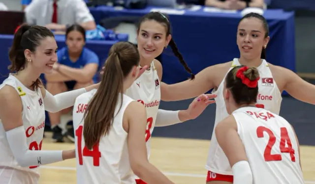 22 Yaş Altı Kadın Milli Voleybol Takımı, Avrupa Şampiyonası'na katılıyor