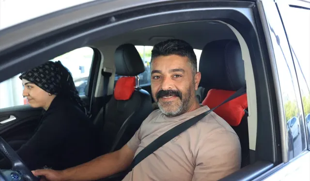 Gurbetçiler anavatanlarına kavuştu: Ağlamamak elde değil