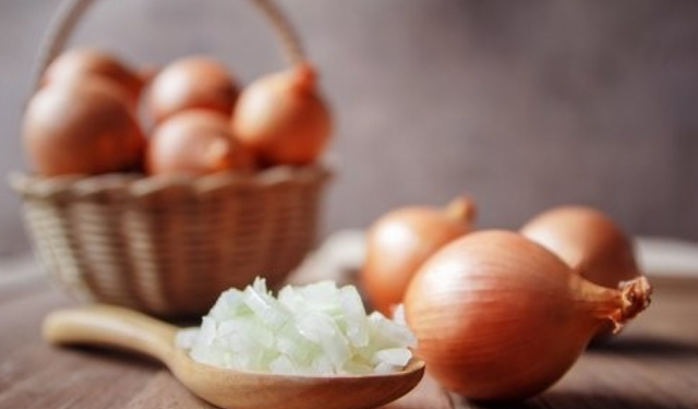 Rüyada soğan görmek ne demek? Rüyada soğan kesmenin psikolojik anlamı