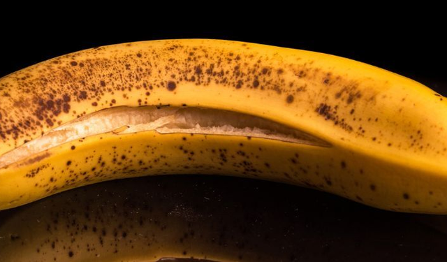 Muz kabuğu mutfağa giriyor! Kek, ekmek ve kurabiyelere doğal katkı