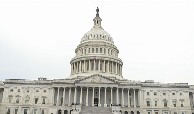 ABD'de hükümet kapandı: Bundan sonra neler olacak?