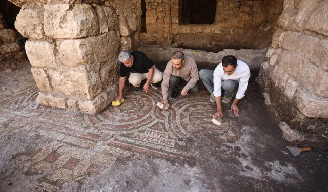 Mardin'de değirmende 1500 yıllık mozaik bulundu