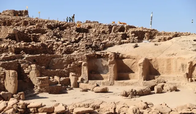 Karahantepe kazılarında günlük yaşama ait kulübeler ortaya çıkarıldı
