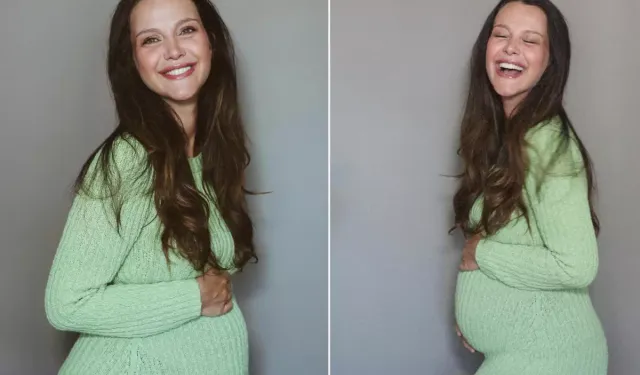 Anne olan İrem Helvacıoğlu kızına verdiği ismi açıkladı