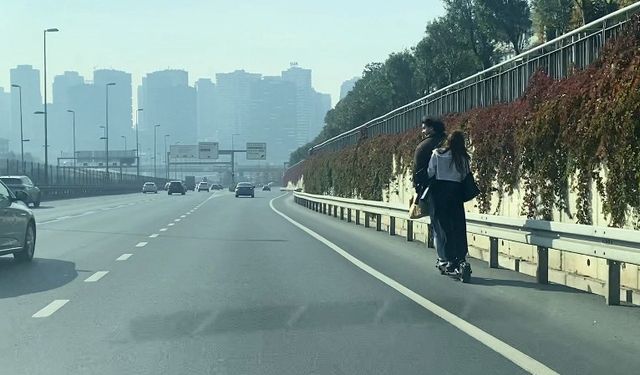 Scooter ile E-5'e çıktılar, trafikte tehlikeli anlar
