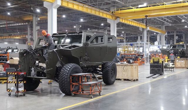 Otokar, Türkiye’nin en büyük zırhlı araç ihracatı için vites yükseltti