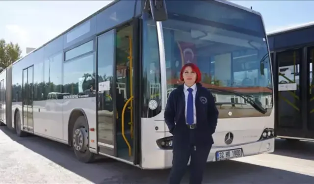 Otobüs şoförü olan kadın çocukluk hayalini gerçekleştirdi