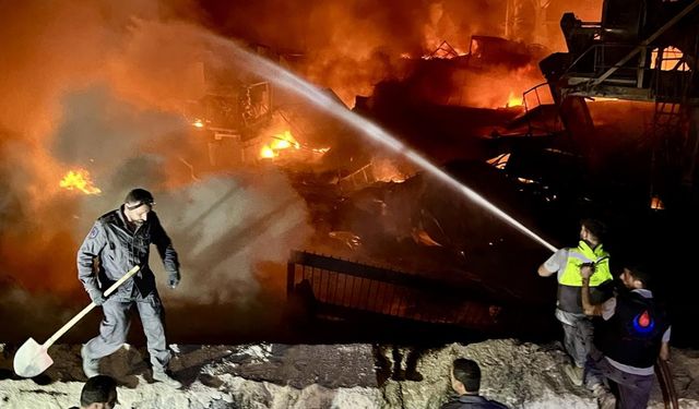 Soykırımcı İsrail, ateşkese rağmen Lübnan'a 669 dalga halinde hava saldırıları düzenledi