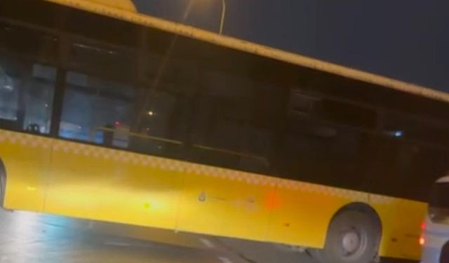 Dönüş yapmak isteyen İETT yolda sıkıştı