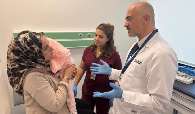 Yangında vücudu yanan Meryem bebek "hassas" tedaviyle iyileşti