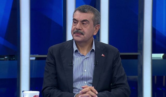 Bakan Tekin canlı yayında açıkladı! "Zorunlu eğitim süresi kısalabilir"