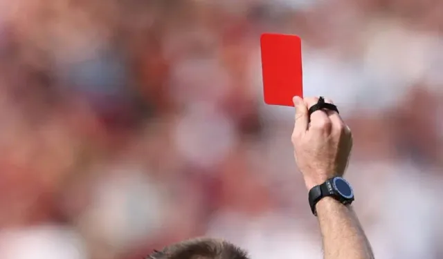 17 kırmızı kart sonrası, "sahaya çıkmama" kararı verildi