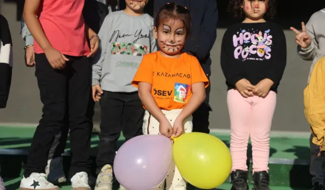 Hatay'da kanseri yenene minik Ceylin için balon uçuruldu