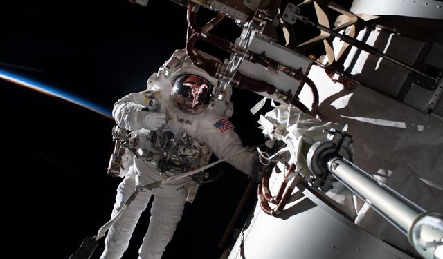 Üç astronot uzayda mahsur kaldı: İşte bilinenler