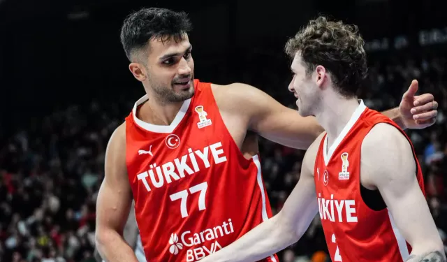 12 Dev Adam rakibini dağıttı! 25 sayı fark attı