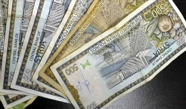 Suriye ekonomisinde değişim adımı... Yeni para birimine geçiliyor