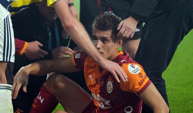 Derbide sahaya çakmak atan taraftar gözaltında