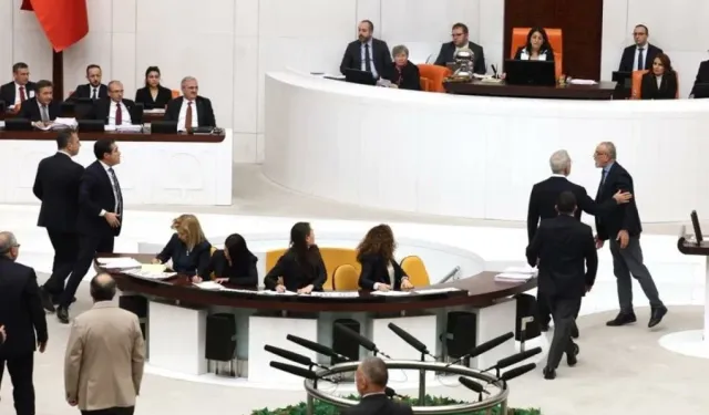 Meclis'te DEM ve İyi Parti vekilleri arasında tansiyon yükseldi