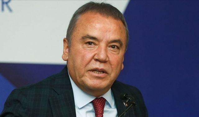 İBB soruşturmasında Muhittin Böcek'in başdanışmanı ve bir belediye çalışanı gözaltına alındı!