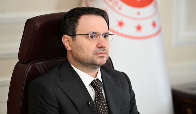 Akın Gürlek: "Yeni bir anayasa ihtiyacı var"