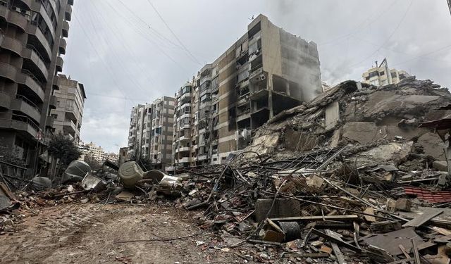 Katil İsrail'in Lübnan'a saldırılarında 15 kişi hayatını kaybetti