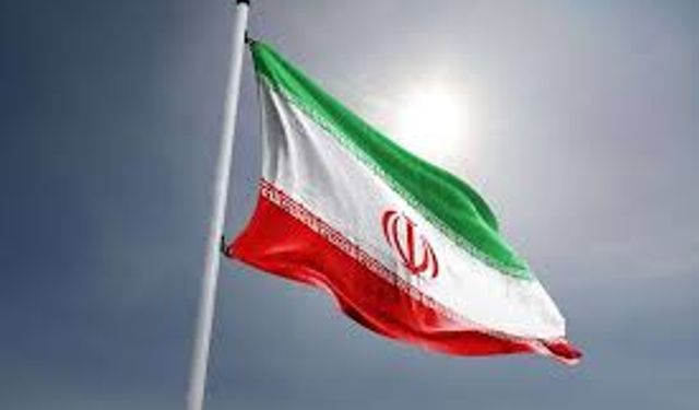 İran'da 'terör örgütü üyesi' iddiasıyla yargılanan 2 kişi idam edildi