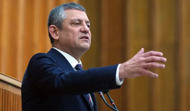 Özgür Özel gece yarısı Kılıçdaroğlu ve Kaftancıoğlu'nu takipten çıktı