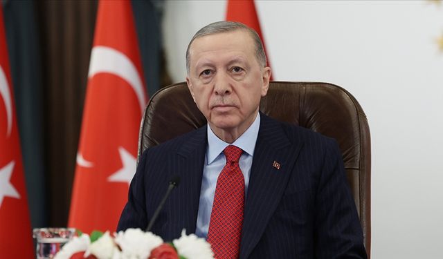 Cumhurbaşkanı Erdoğan, A Milli Futbol Takımı'nı tebrik etti!