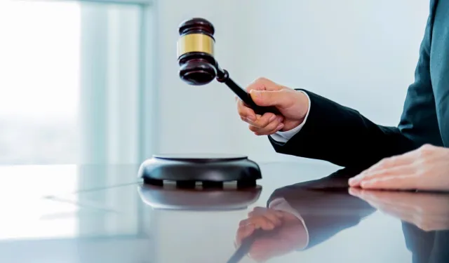 Çiftler arasındaki ekonomik şiddet tazminat sebebi