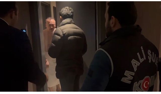 Başkan Yalım, 21 yaşındaki belediye personeliyle otel odasında yakalandı