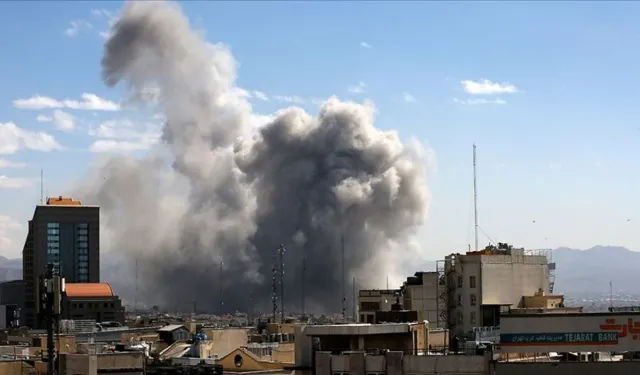 İran’da petrokimya üretim tesisleri hasar gördü
