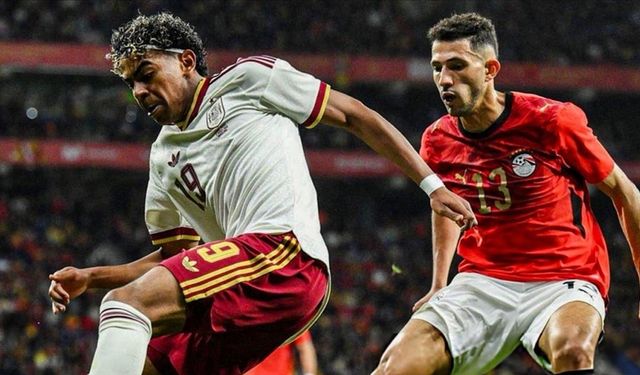 İspanya-Mısır dostluk maçında bazı İspanyol taraftarlar İslamofobik tezahürat yaptı