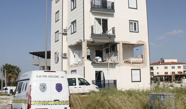 Gaz sıkışması nedeniyle evde yaşanan patlamada 1 yaralı