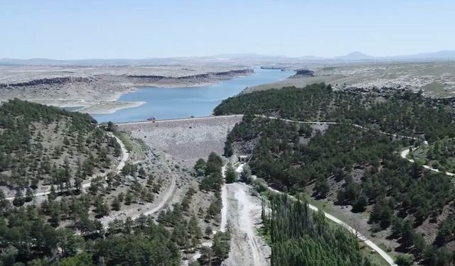 Tarım ve Orman Bakanı Yumaklı, Aksaray Uluırmak Barajı'nın ana iletim hattının yenileneceğini bildirdi